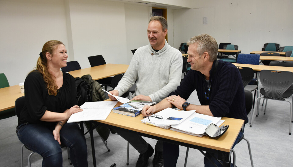 Tre av Sortland-lærerne på skolebenken i Trondheim. Astrid Høgden, Bo Wagn Stoltze og Tor Hugo Ekran.