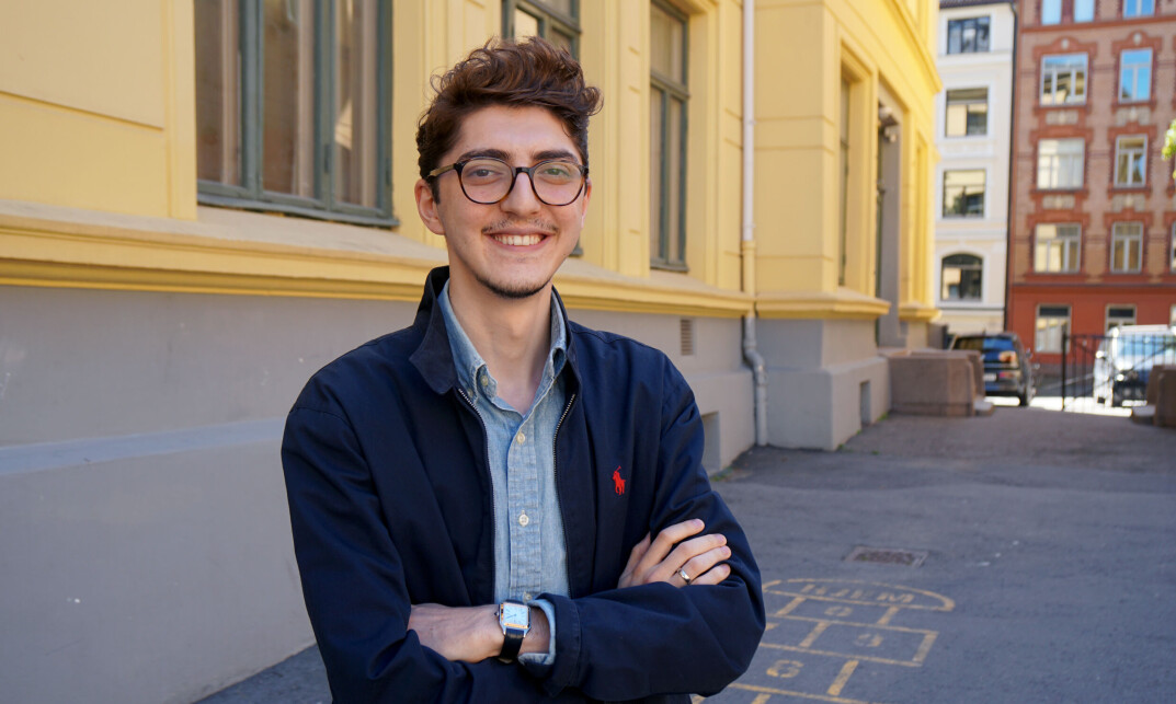 Oslo Høyres utdanningspolitiske talsperson Mehmet Kaan Inan (H) gjør seg klar til valgkamp. Oslo Høyres utdanningspolitiske talsperson Mehmet Kaan Inan (H) gjør seg klar til valgkamp.