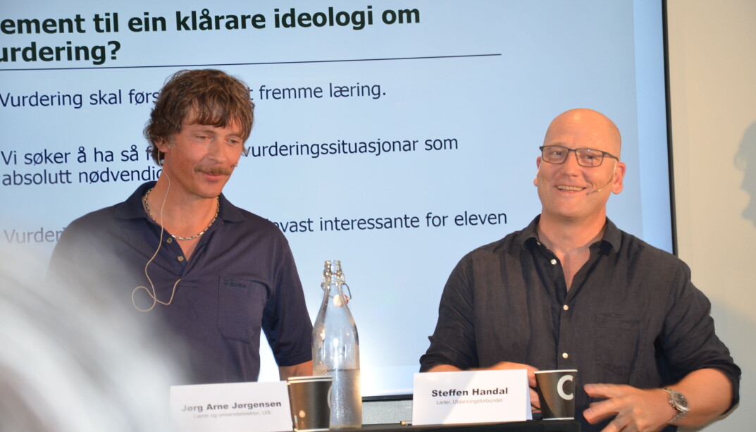 Klar tale fra lærerne Jørg Arne Jørgensen og Steffen Handal, som begge har flere verv i debatten om prøver og tester i skolen. Klar tale fra lærerne Jørg Arne Jørgensen og Steffen Handal, som begge har flere verv i debatten om prøver og tester i skolen.