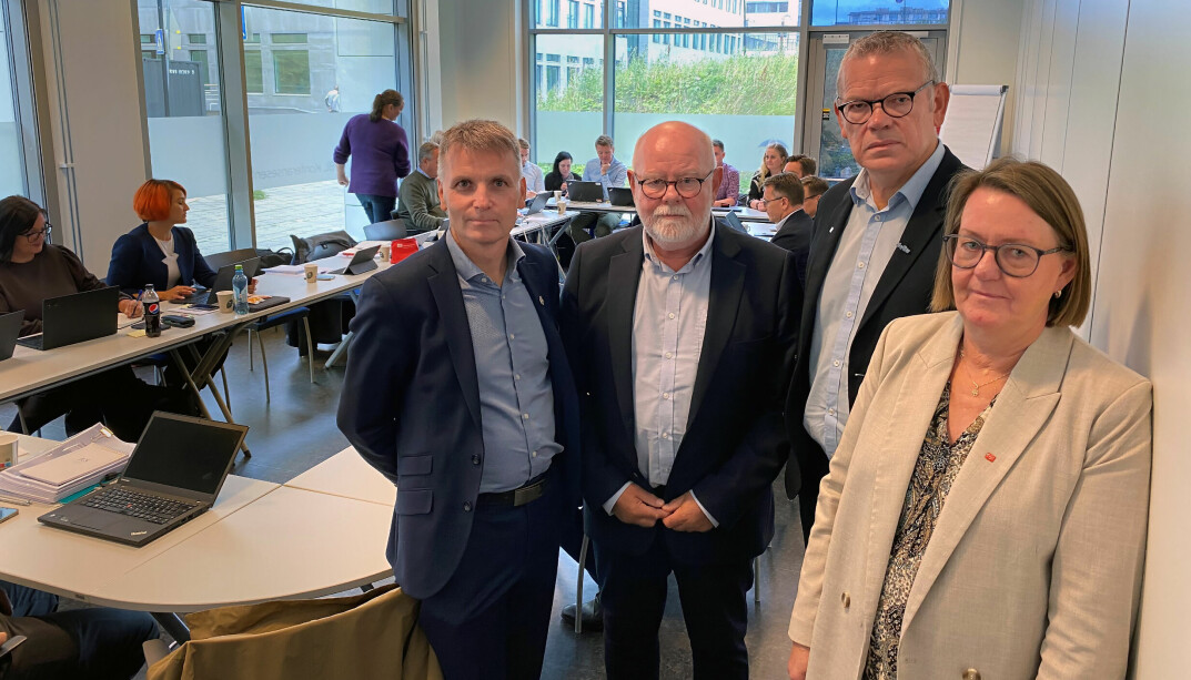 Oppstart i Bodø for forhandlingene med PBL i hovedoppgjøret 2022. Fra venstre - Jørn-Tommy Schjelderup (PBL), Terje Skyvulstad (Utdanningsforbundet), Trond Ellefsen (Delta) og Anne Green Nilsen (Fagforbundet).