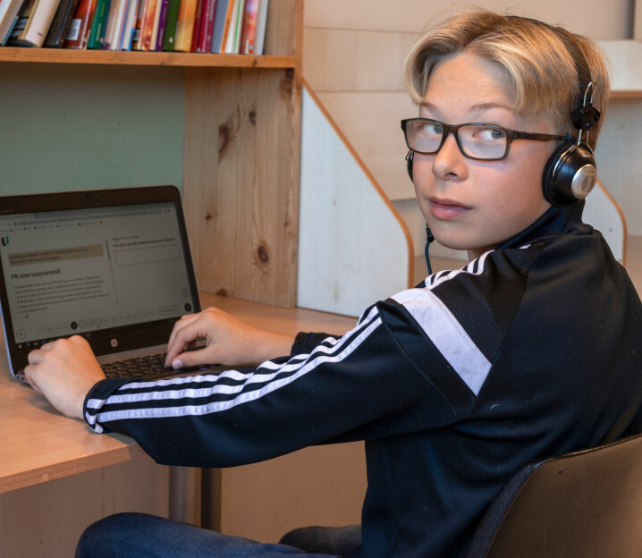 Sindre Nyfløt Lie gikk i 5. klasse da han ba statsministeren åpne for at elever med dysleksi får ta nasjonale prøver i lesing. Nå har han endelig selv tatt prøven, som 9.-klassing.