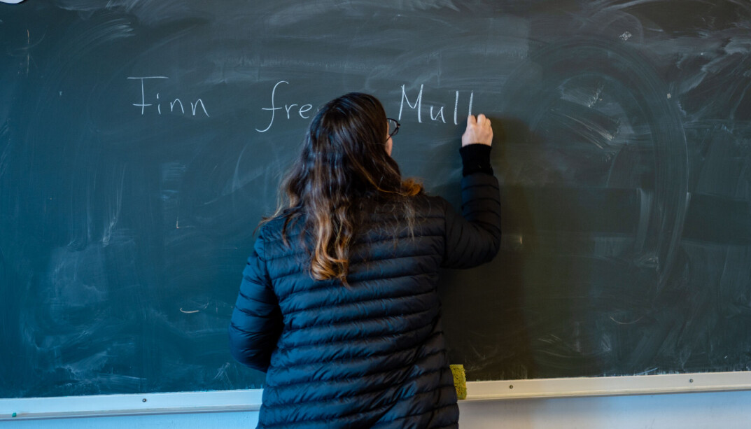 Nesten en av tre studieplasser for lærere står tomme. Nesten en av tre studieplasser for lærere står tomme.