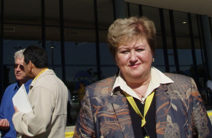 Galina Merkulova, leder av den russiske lærerorganisasjonen ESEUR. Her fotografert på Education Internationals verdenskongress i Porto Alegre i Brasil i juli 2004. Arkivfoto: Knut Hovland.