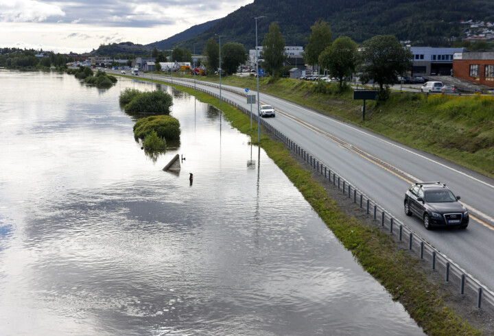 Det er meldt den største flommen i Drammensvassdraget noensinne etter ekstremværet Hans. Bildet er fra Mjøndalen.