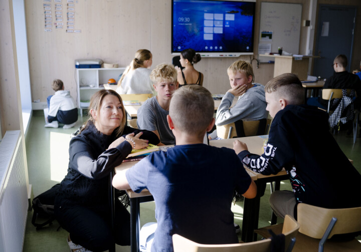 Monica Finstad Eng er utdannet yrkesfagslærer. Men er ikke kvalifisert for å undervise i norsk og engelsk i barneskolen.