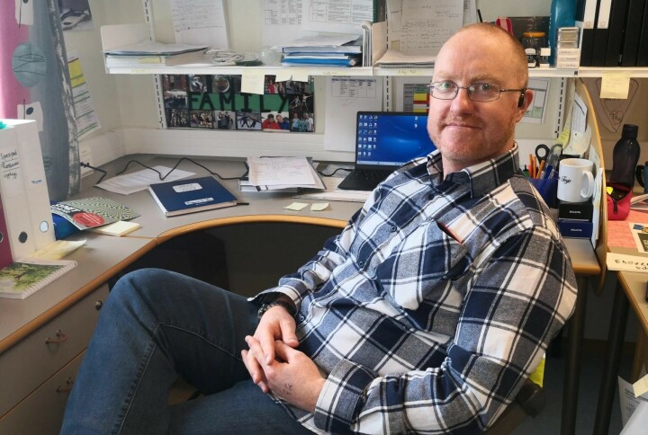 Bjørn-Terje Vangen underviser i matematikk på Enga skole.