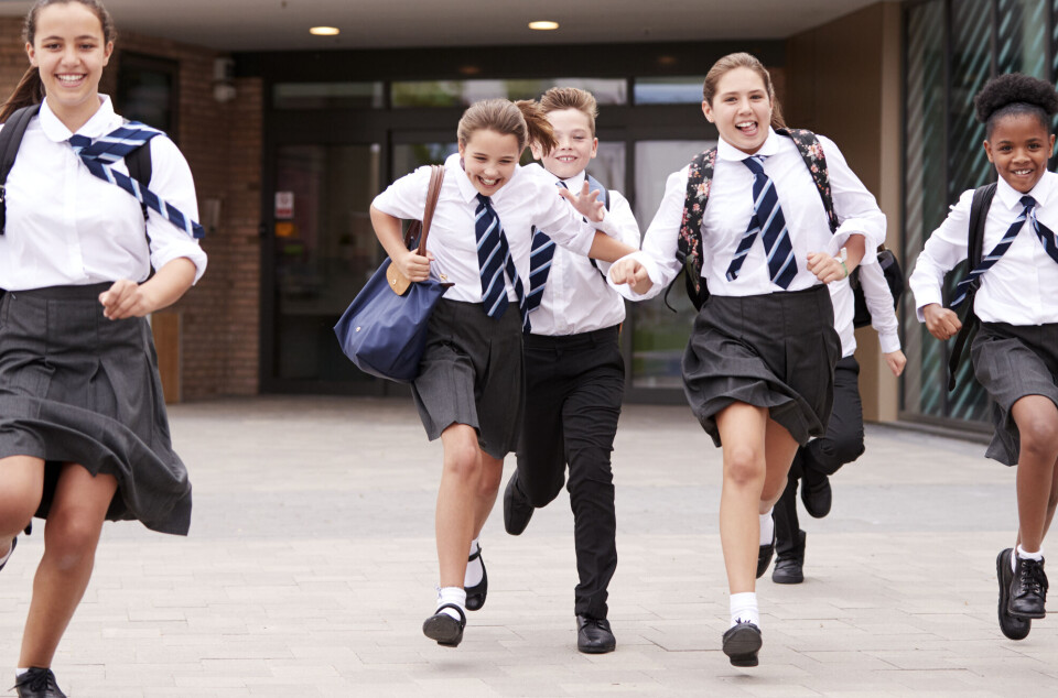 Frankrike tester ut skoleuniform skoleuniform