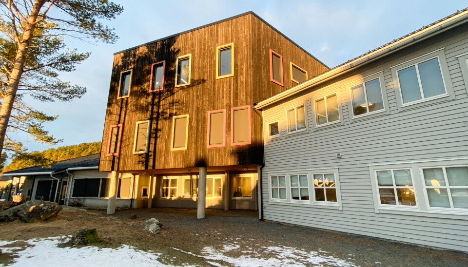 Lærarane ved Brandsøy skule har fått eigne jobbtelefonar, som ikkje skal vere i bruk etter klokka 17.