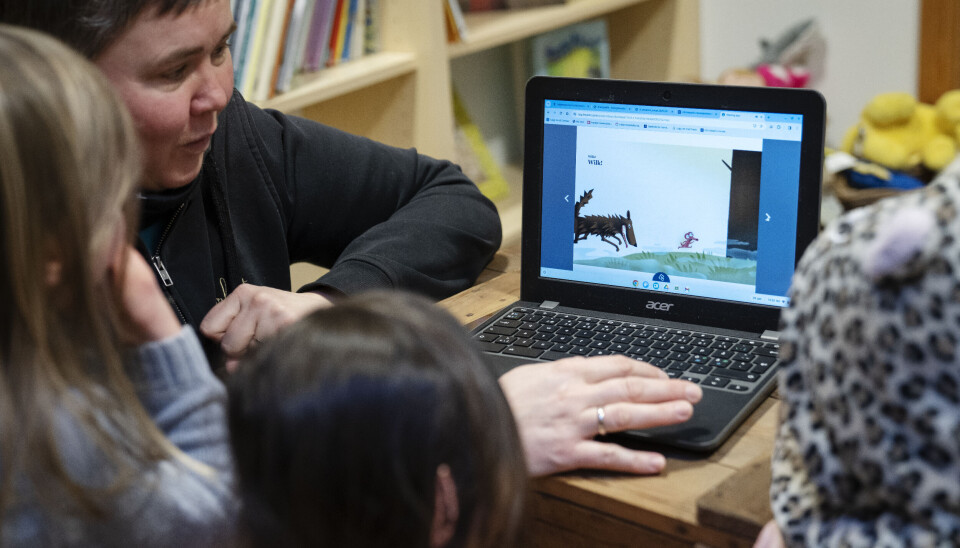 I flere barnehager syntes både personalet og foreldrene det var vanskelig at ikke alle barna fikk delta i et forskningsprosjekt, fordi bare halvparten av barna fikk tilgang til et flerspråklig digitalt bibliotek mens studiet fra UiS pågikk.