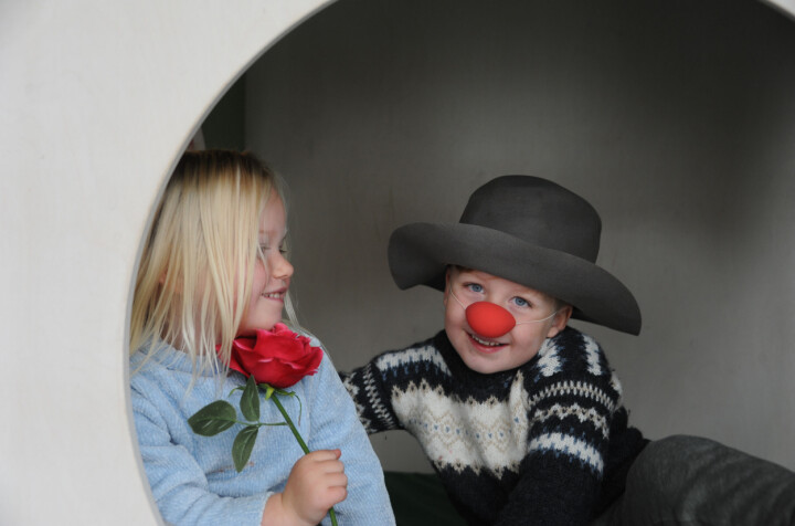 Mille Dorthea Ugland (4) og Aksel Stenhammer Tønnessen (4) .