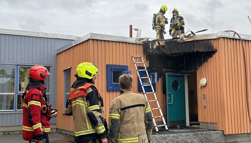 Kvinne varetektsfengslet etter skolebrann i Trondheimskole