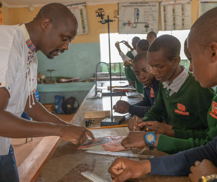 Peter Tabichi is an award-winning teacher who has built educational opportunities in Kenya. Kenya peter Tabichi