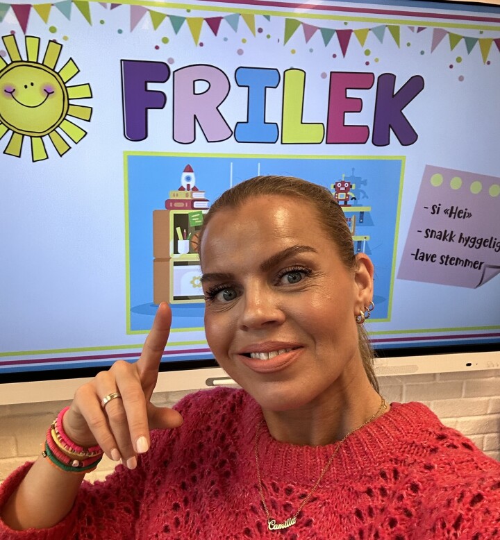Camilla deler fra lærerlivet i sosiale medier – nå kan hun vinne pris