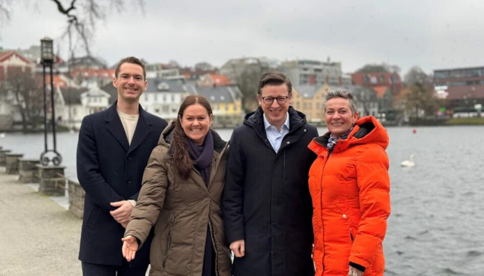 Det jubles i Rogaland for tildelt NM i Yrkesfag. Her representert ved prosjektleder Siddis center Ole Weierholt fra Region Stavanger (t.v.), fagopplæringssjef Cathrine Utne Pettersen, fylkesordfører Ole Ueland og Leder B2B Anette Larsen Bogna. Ikke tilstede: prosjektleder Leif Kjetil Knudsen og opplæringsdirektør Eiliv Fougner Janssen.