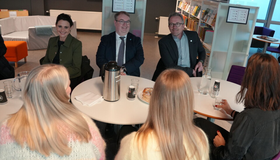 Minister Kari Nessa Nordtun, ordfører Kjartan Berland (H) og UDF-leder Geir Røsvoll