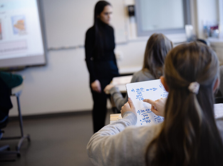 Flere kommuner er kritiske til bemanningsnormene i skoler og barnehager