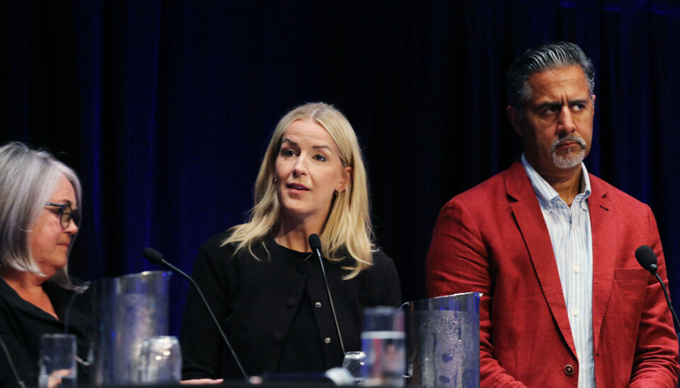 Kari-Anne Jønnes, Elise Waagen og Abid Raja under PBLs landsmøte.