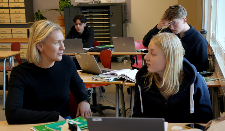 Lærer Marte Seteklev Godberg.(tv) skrev mastergradsoppgave om praktisk matematikk.