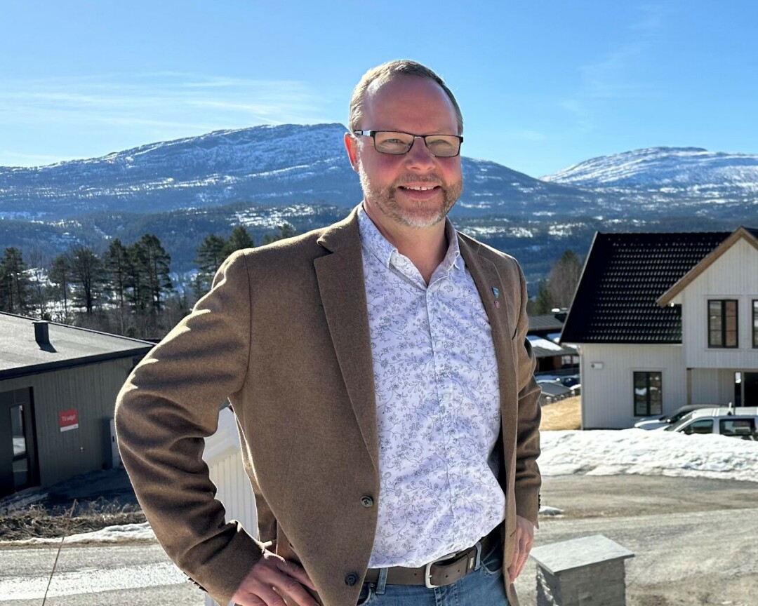 Han håpet sletting av studiegjeld skulle få flere lærere til Hjartdal. Nå strykes 101 kommuner fra ordningen.